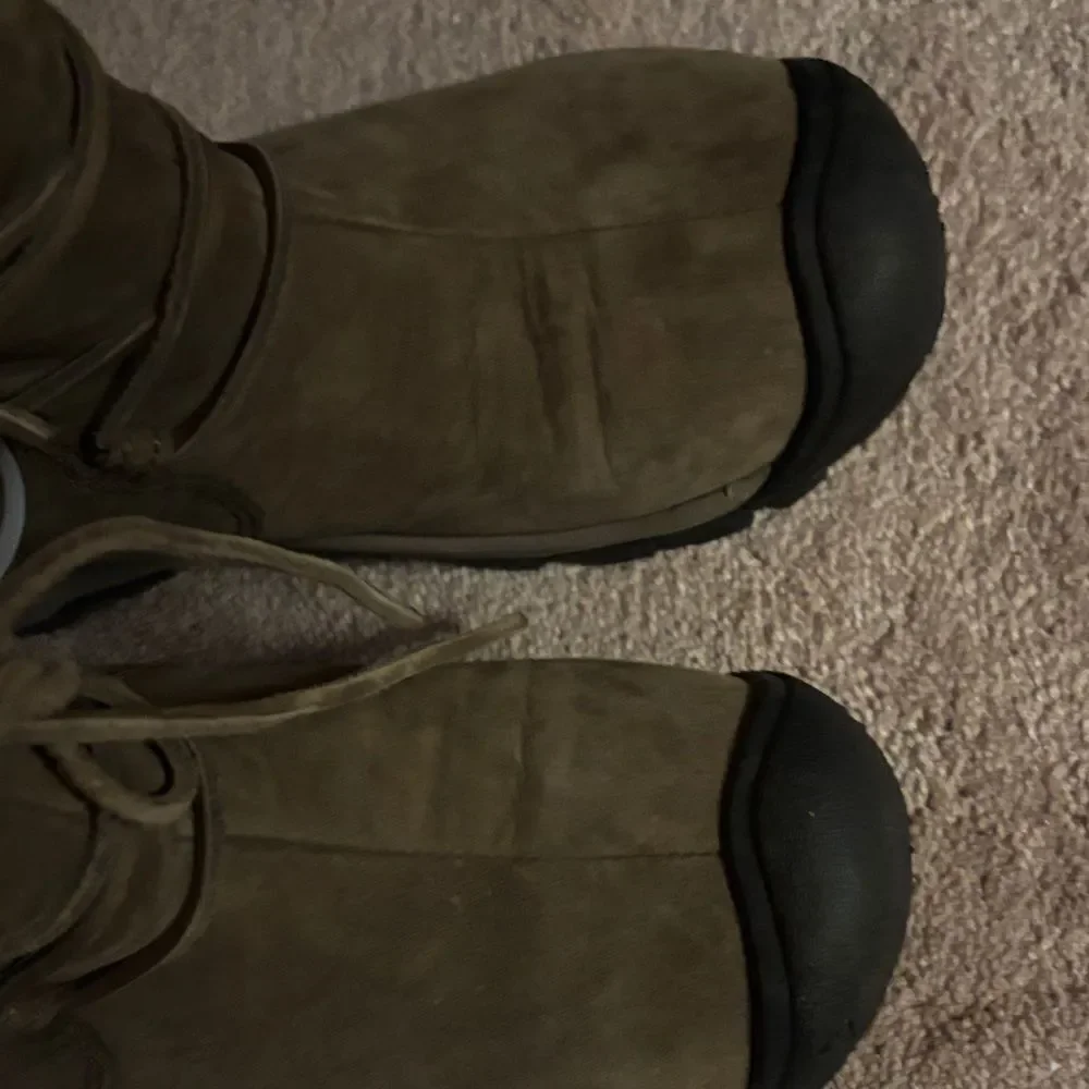 Keen 🫒 Leather insulated Women's Brown Fur-Lined Boots